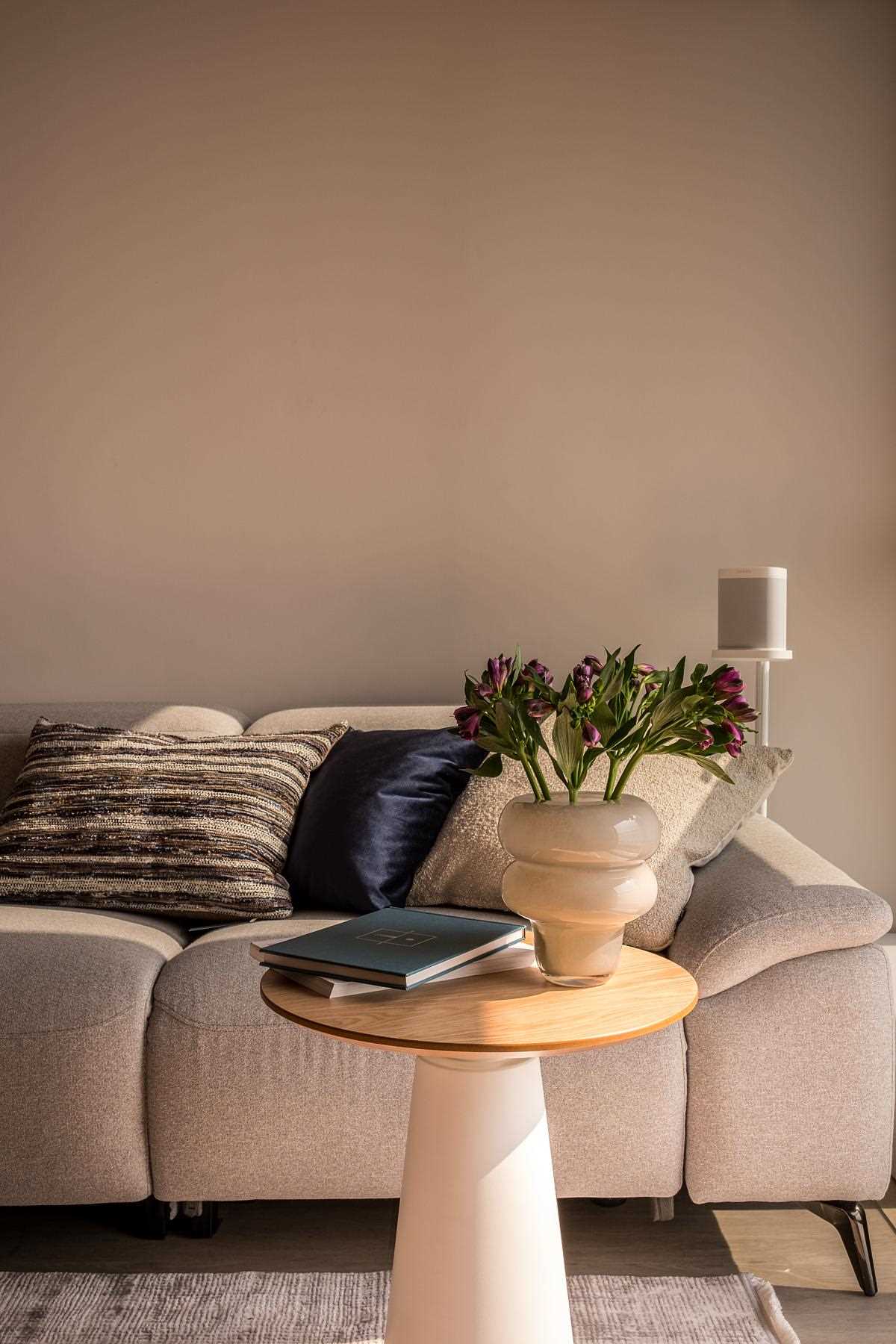 A modern living room with minimalist furnishings.