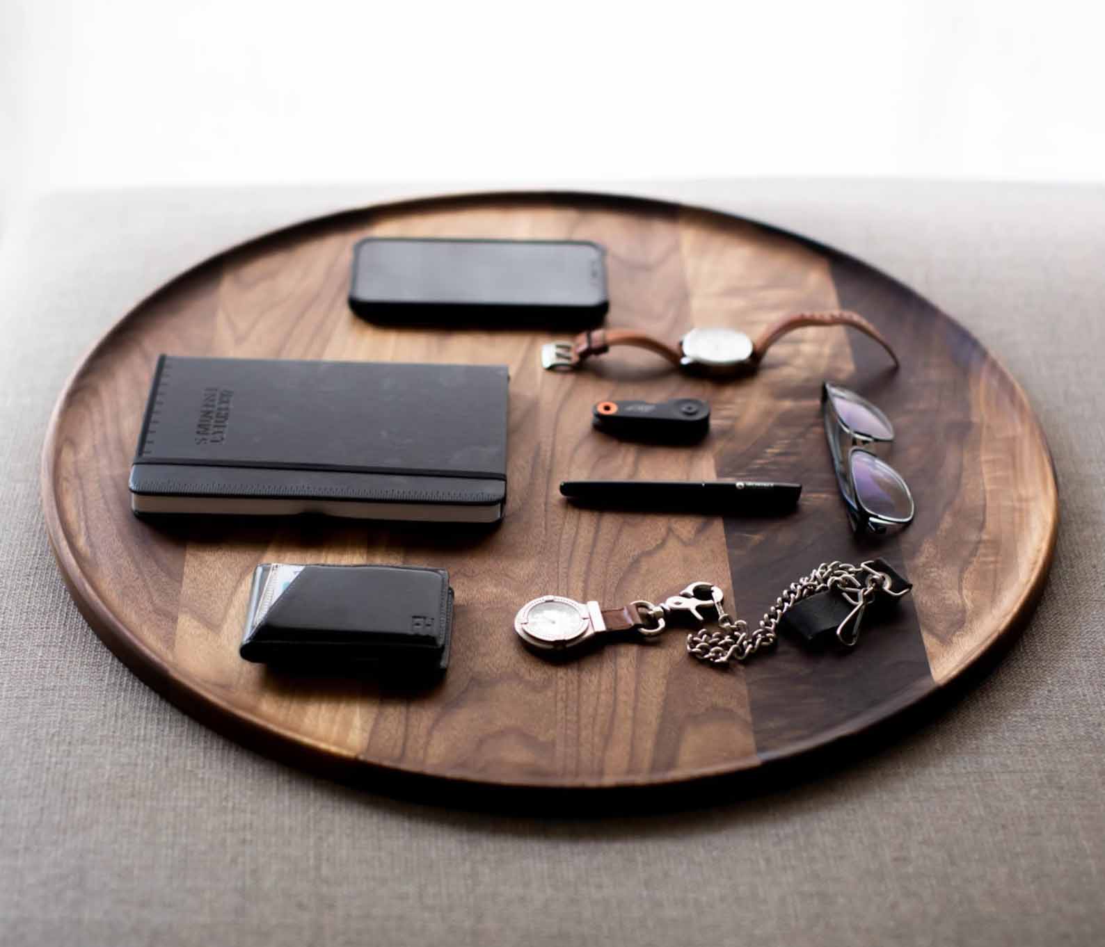Modern Gift Idea - Minimalist round wood tray