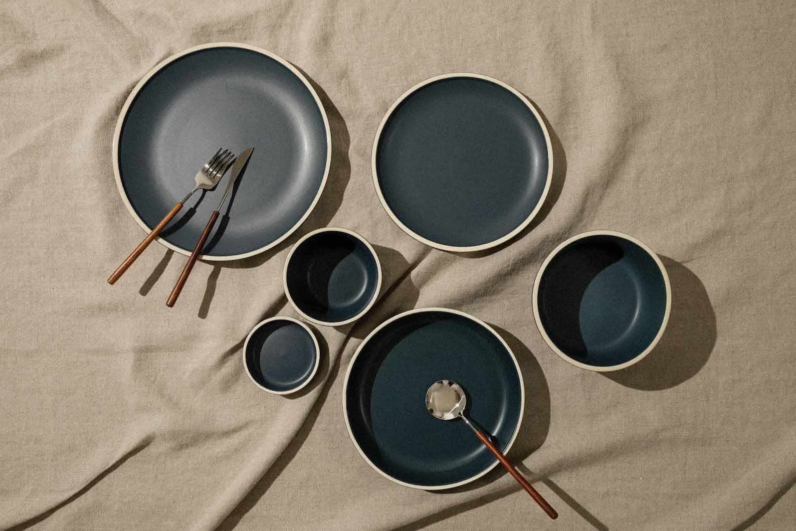 Modern Gift Idea - Matte Ceramic Dinnerware