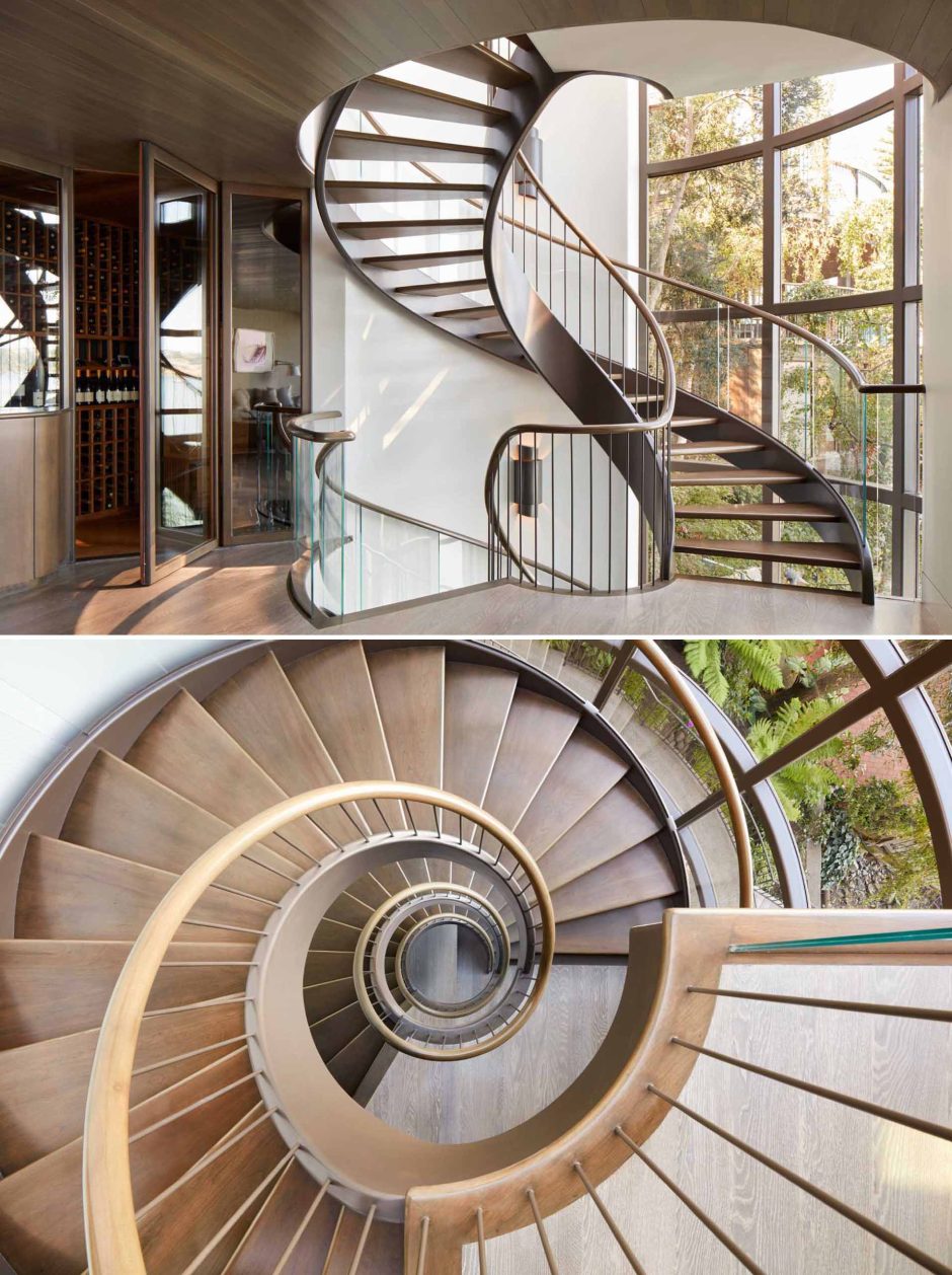 Unobstructed Windows Curved Windows Allow This Home To Have Unobstructed Water Views