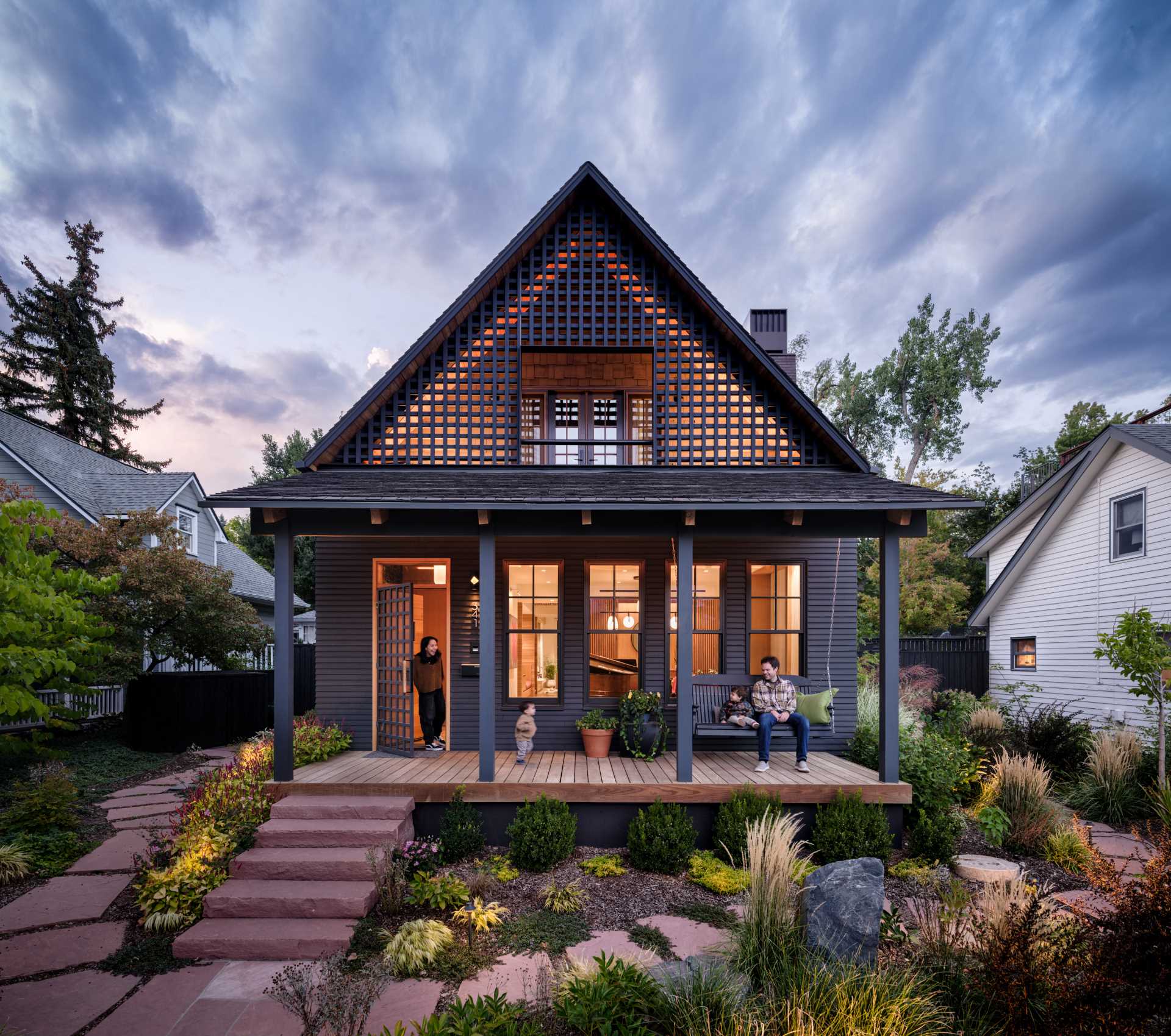 A new home was inspired by the nearby historic houses in the neighborhood.