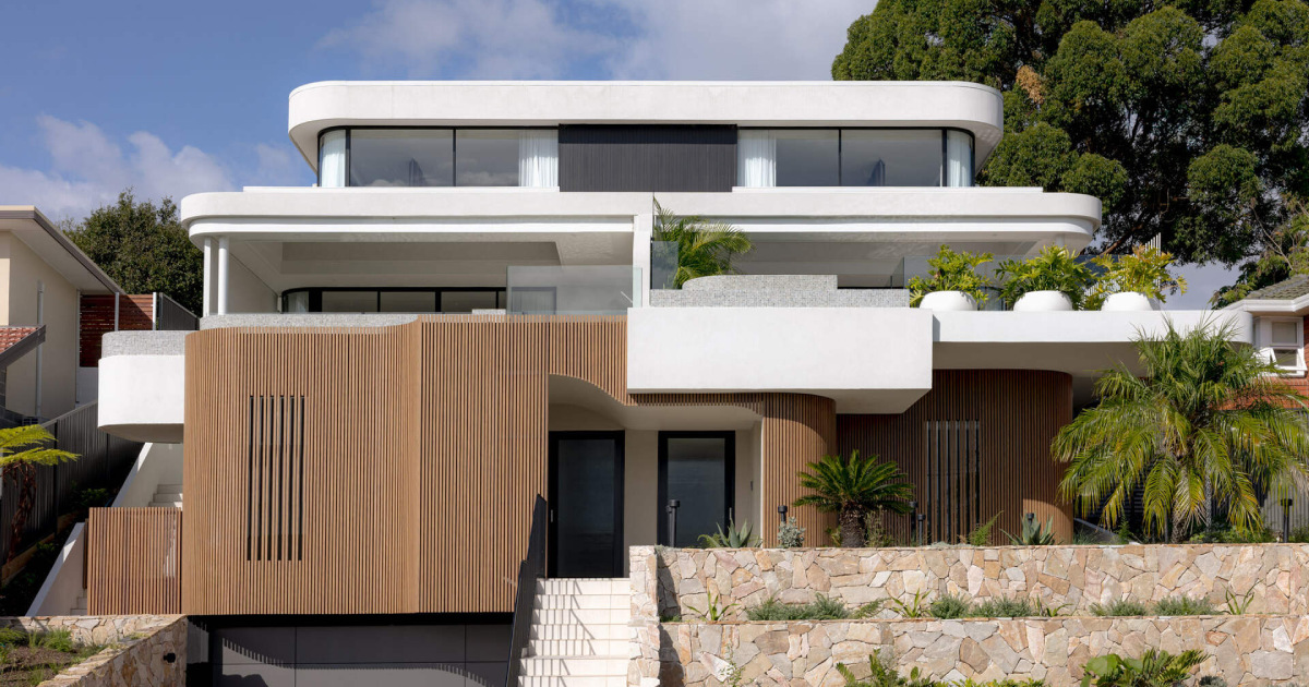 This Home's Curves Turned A Suburban Lot Into A Bold Design Statement