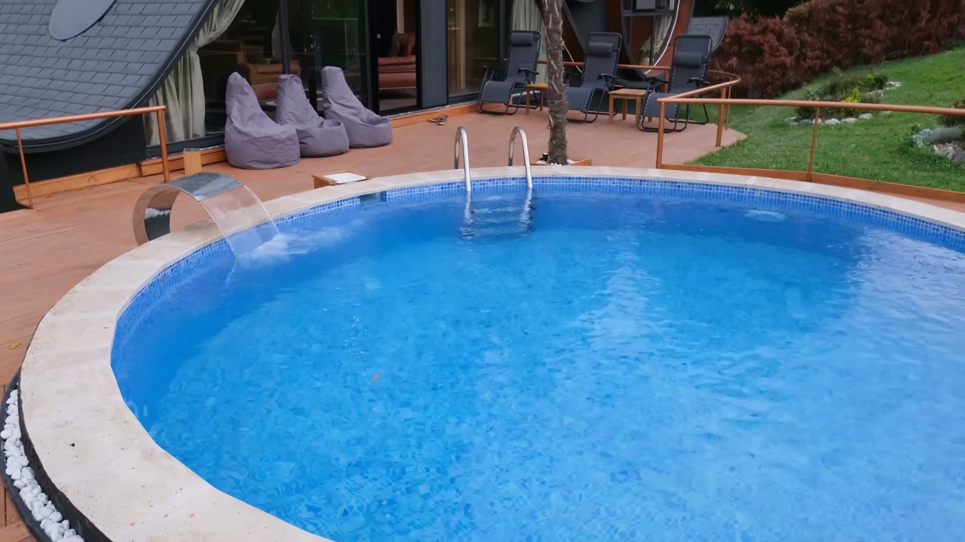 Step inside a serene Japanese-inspired vineyard house in Sapanca, Turkey. Surrounded by nature and designed for relaxation, this unique retreat features a heated pool, marble jacuzzi, sauna, and minimalist interiors, all set on a private one-acre plot. A hidden gem blending modern design with tranquil outdoor living.