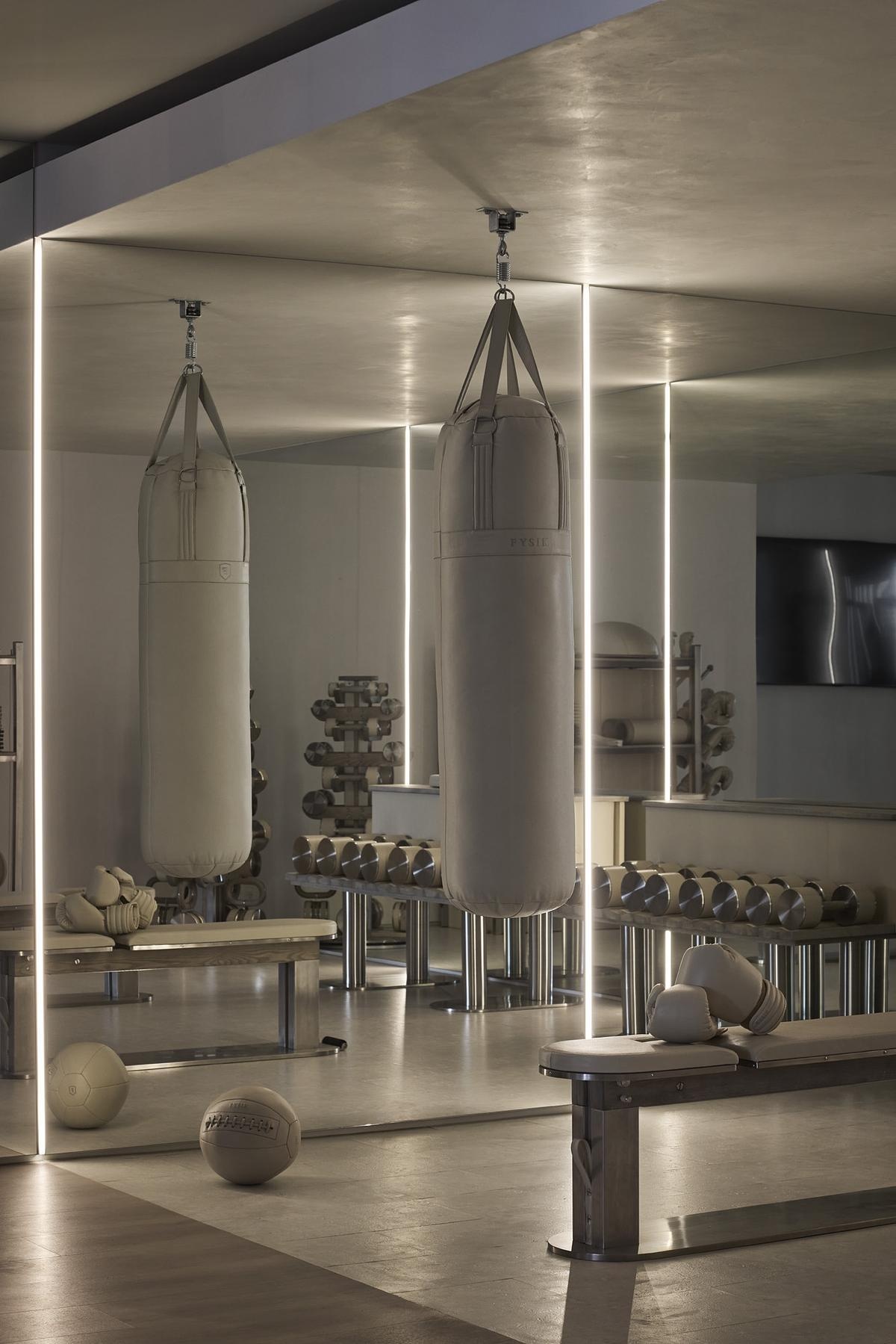 Located in the home’s wellness retreat, the gym includes Fysik equipment, a sauna, steam room, and ice bath.