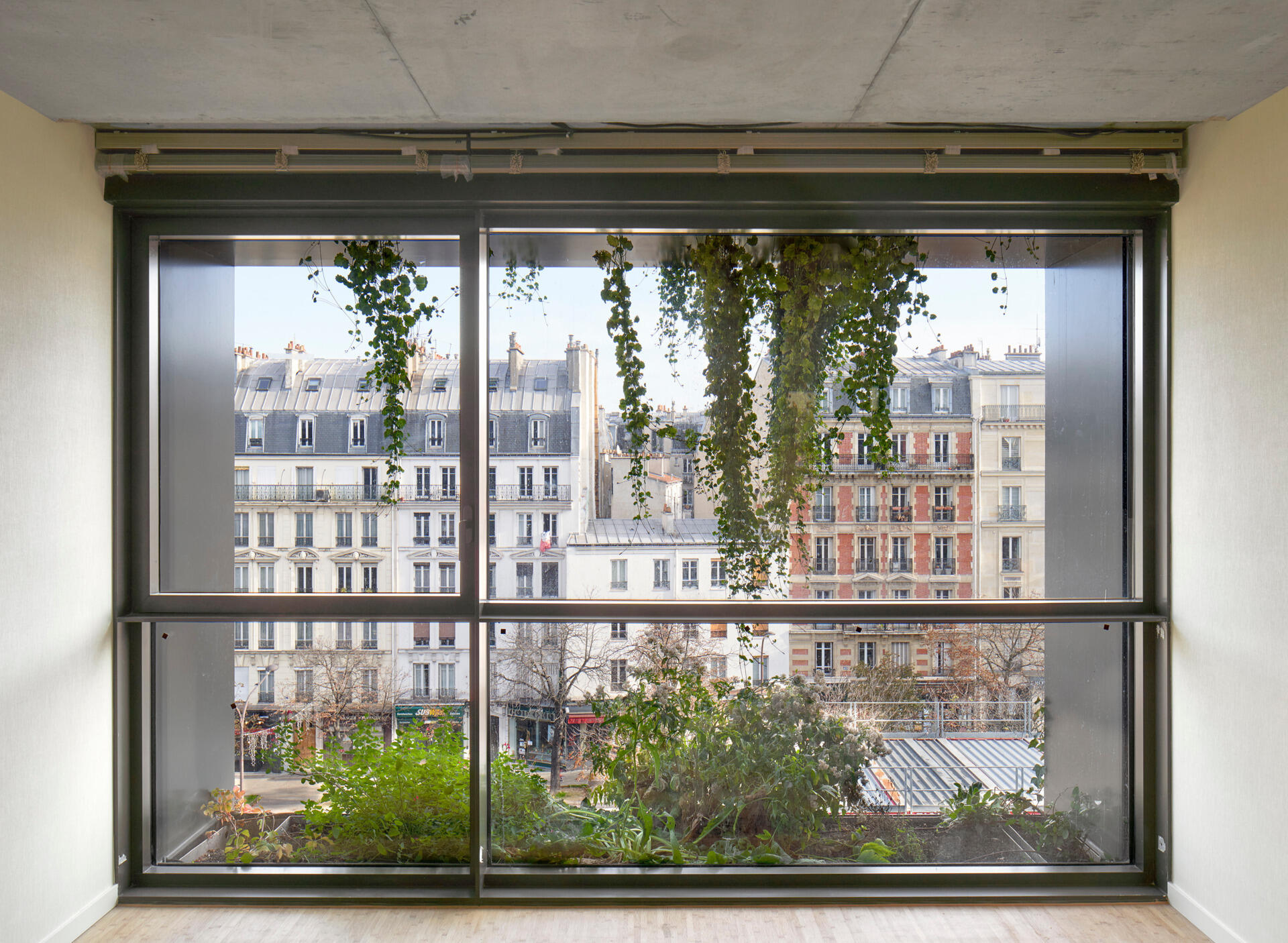 Inside Villa M, soft tones, natural materials, and Philippe Starck’s thoughtful design create calming, wellness-driven spaces. From restful hotel rooms to light-filled lounges and coworking areas, every detail invites comfort and connection.