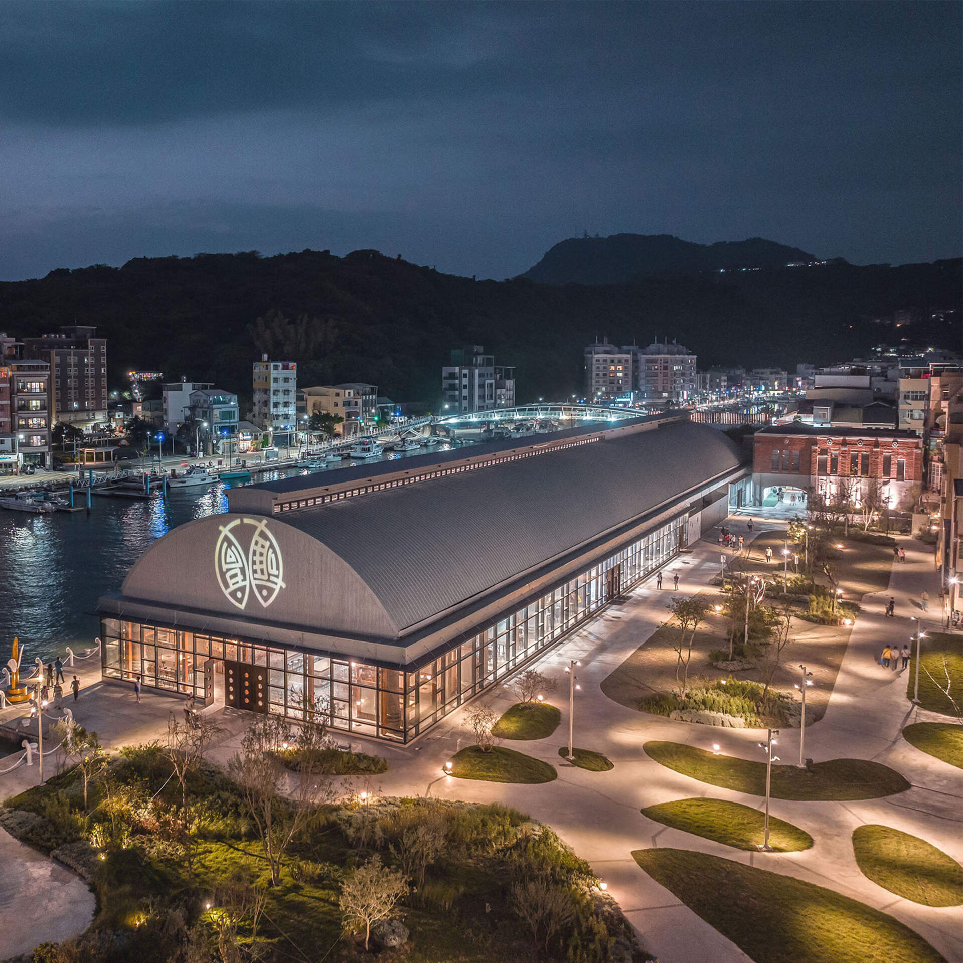 Gushan Fish Market by C.m Chao Architect and Planners