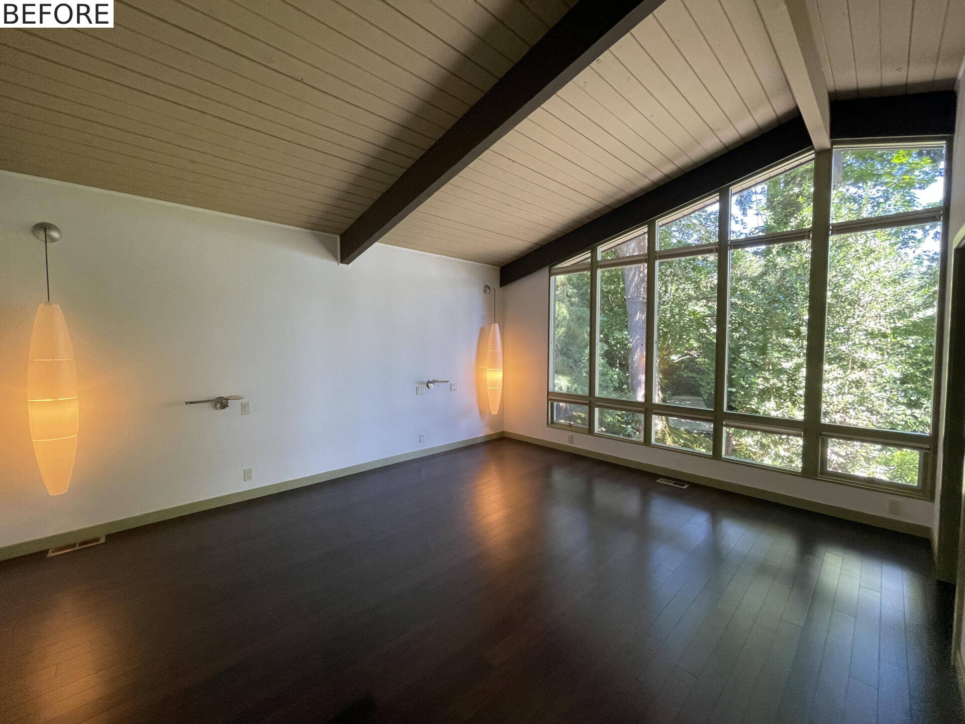 BEFORE - A bedroom before it received a modern renovation.