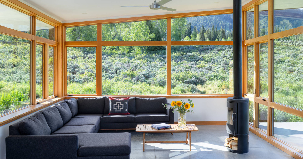 Inside the off-grid house that feels bigger than it is