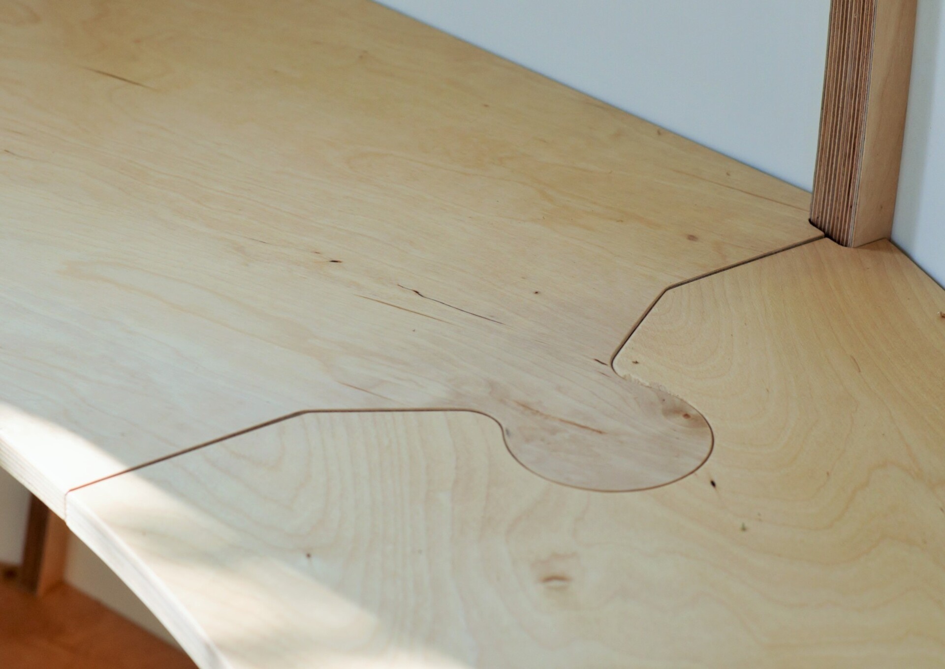 A beautifully crafted cedar-clad pod designed by British makers Dominic Ash and Jeremy Fitter. The Escape Pod is a modern backyard garden room, with customizable interiors for working, relaxing, or entertaining.