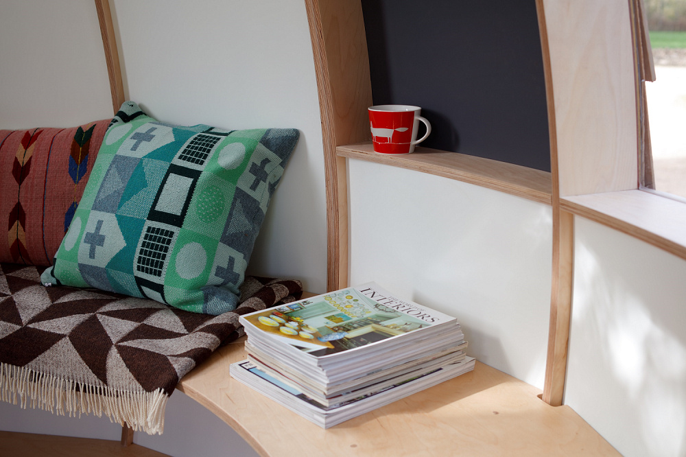 A beautifully crafted cedar-clad pod designed by British makers Dominic Ash and Jeremy Fitter. The Escape Pod is a modern backyard garden room, with customizable interiors for working, relaxing, or entertaining.