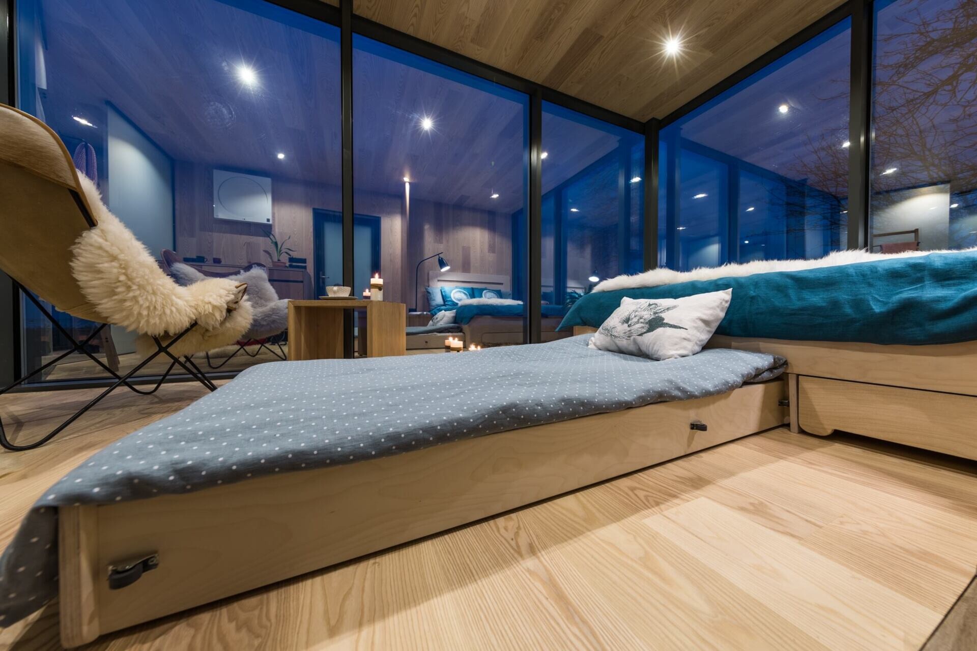 ÖÖD Houses are modular, prefabricated cabins blending Nordic design, mirrored glass, and clever interiors for compact, stylish living in nature.