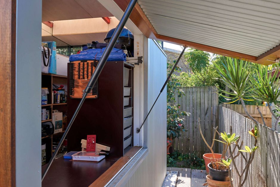 Take a Look at a Small Backyard Studio with a Living Space, Bathroom ...
