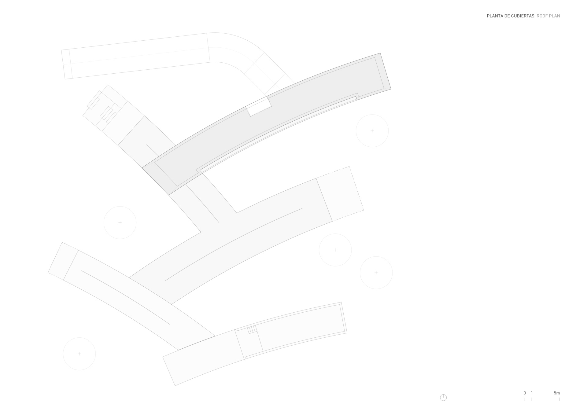 A Madrid house by Fran Silvestre Arquitectos that uses curves, proportion, and an ascending layout to create architecture that feels calm and natural.