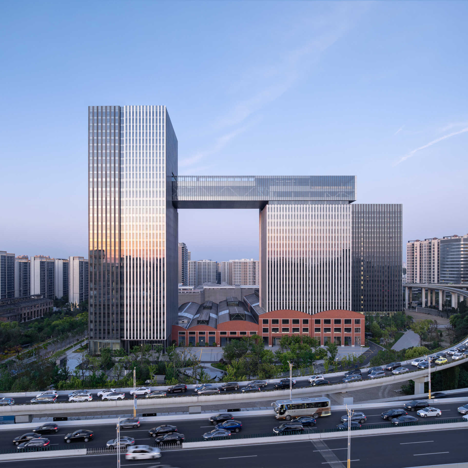 Centro de inteligencia digital en la nube de Shanghai de FTA Group.