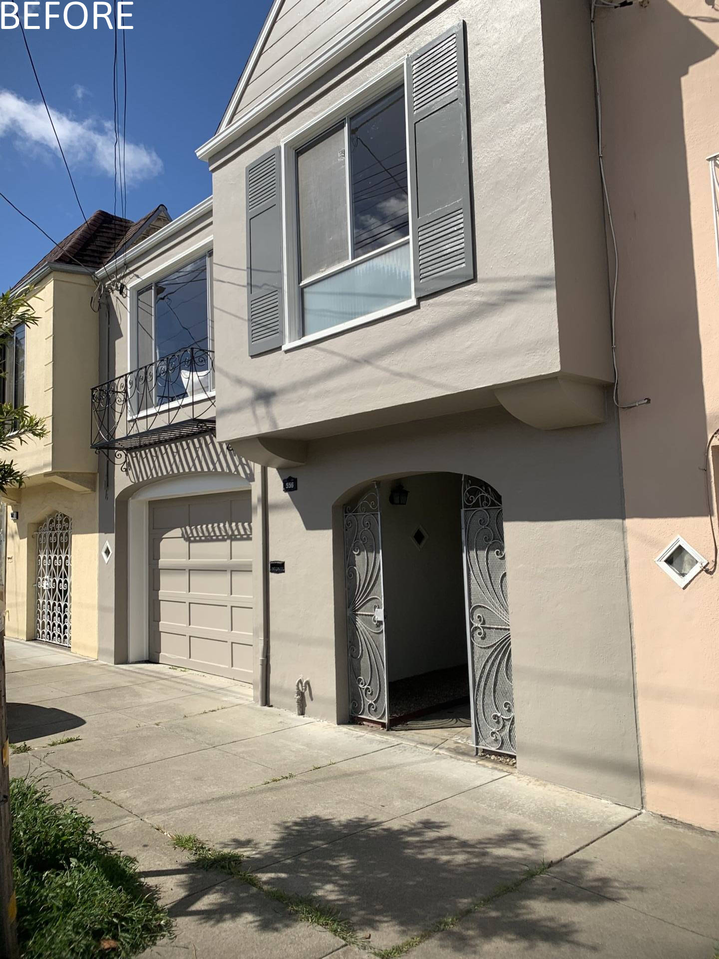 Budget constraints limited extensive facade changes, and the exterior showed little sign of the transformation inside. Strategic updates make a clear impact. Larger windows improve light, while a fresh coat of deep navy stucco ties the home to its surroundings. The exterior respects the neighborhood context while quietly signaling the contemporary interior within.