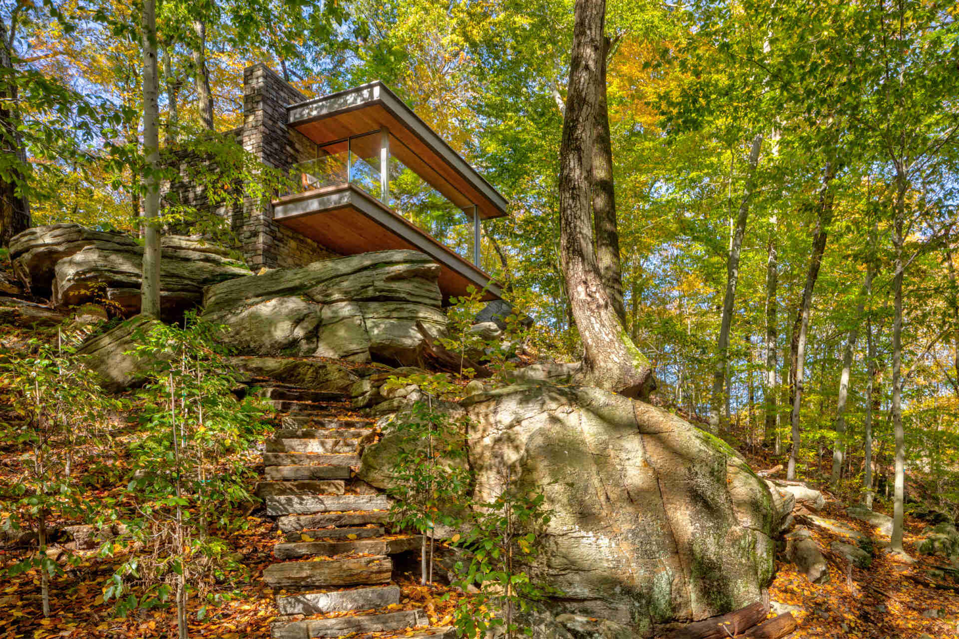 A serene hilltop studio where writing, meditation, and observing nature come together in harmony.