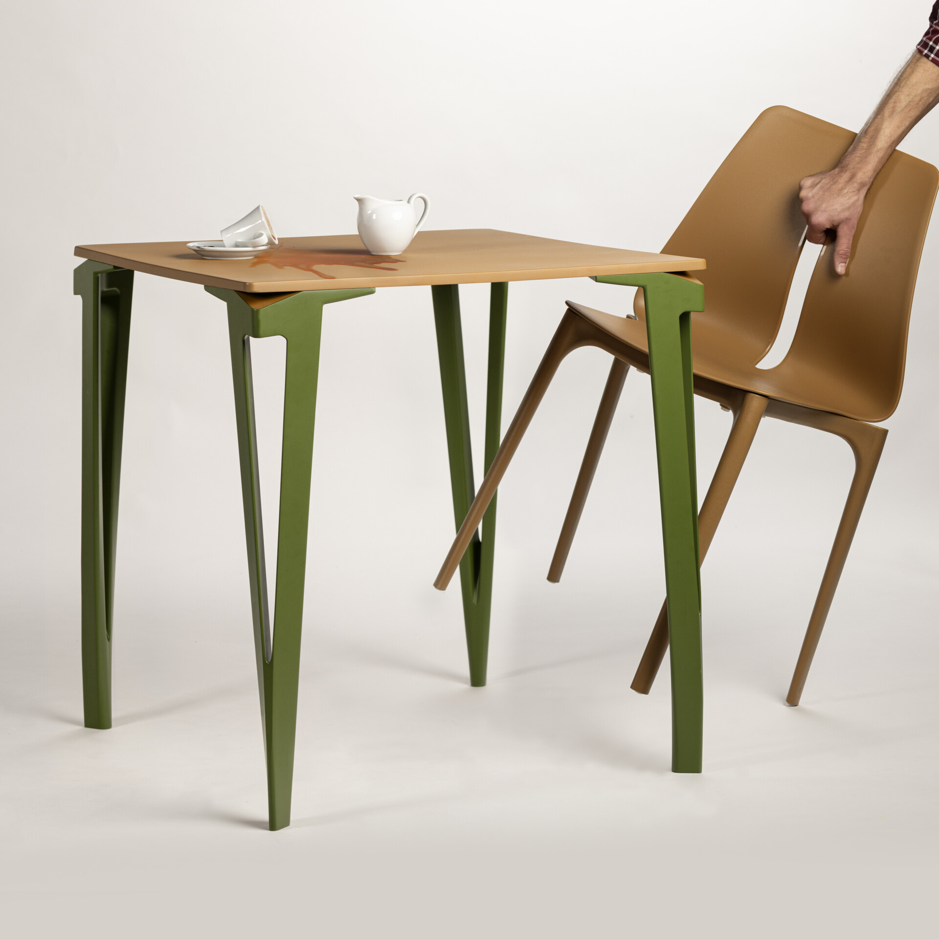 Scenic Table by Marco Balsinha