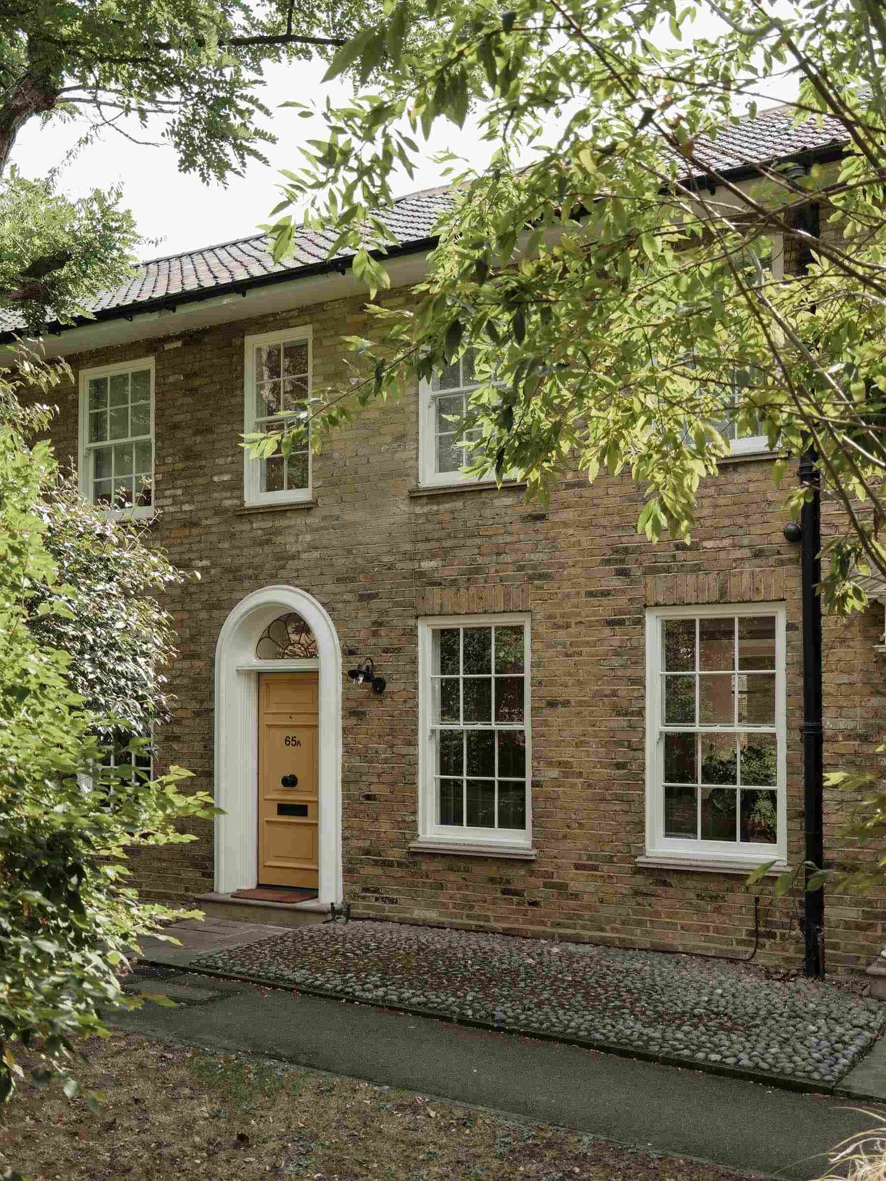 This Islington home blends seamlessly into a row of Neo Georgian terraces while allowing more flexibility inside for a modern layout.