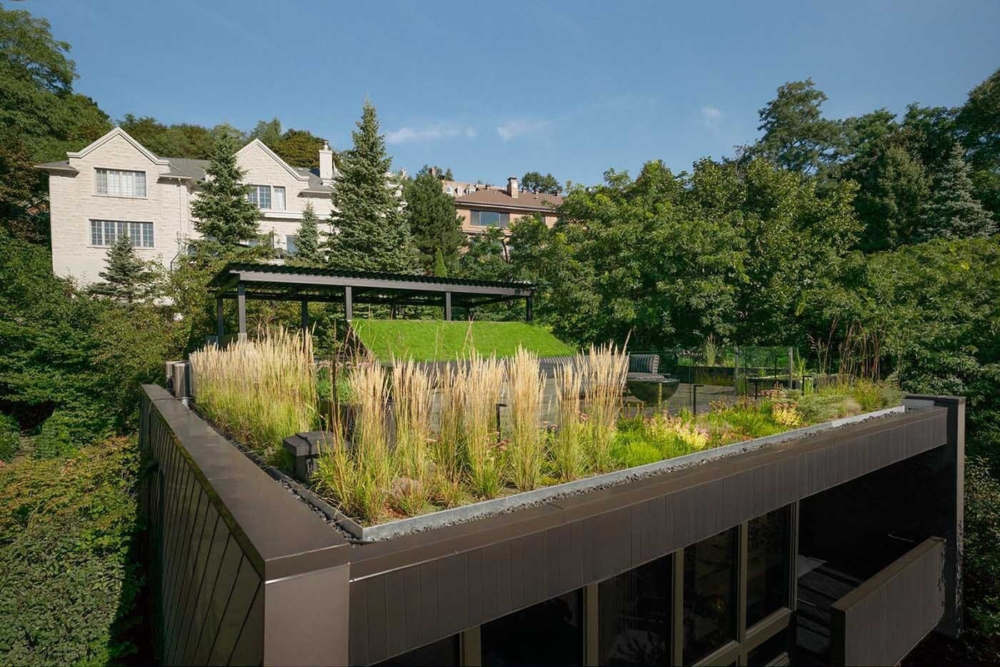 Designed for entertaining, this rooftop terrace keeps the focus on the city view while offering space to gather and unwind.