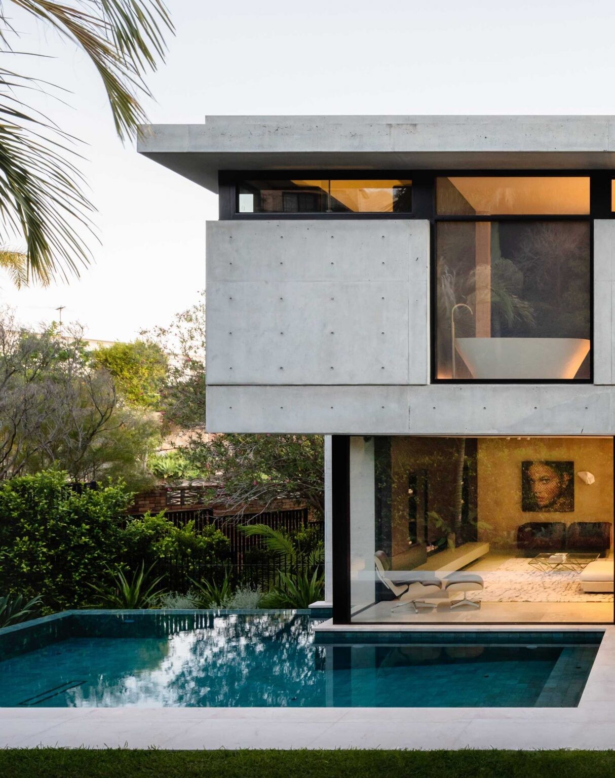 Positioned beside the living spaces, the swimming pool in this Sydney home was designed to maximise sunlight, privacy, and seamless indoor-outdoor views.