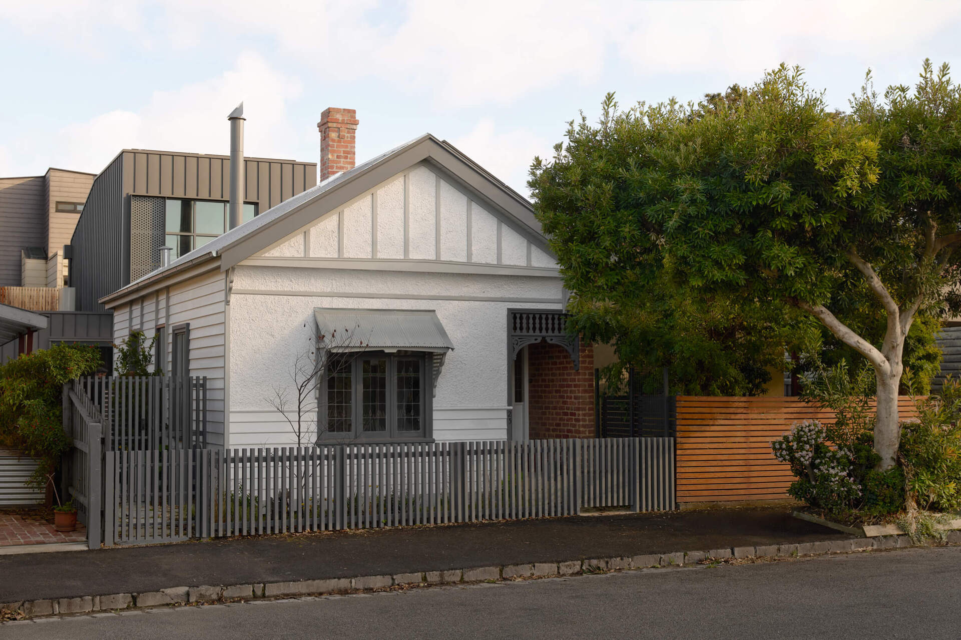 See how Splinter Society transformed a Victorian workers' cottage in Collingwood into a stunning home that pairs heritage architecture with a bold contemporary extension.