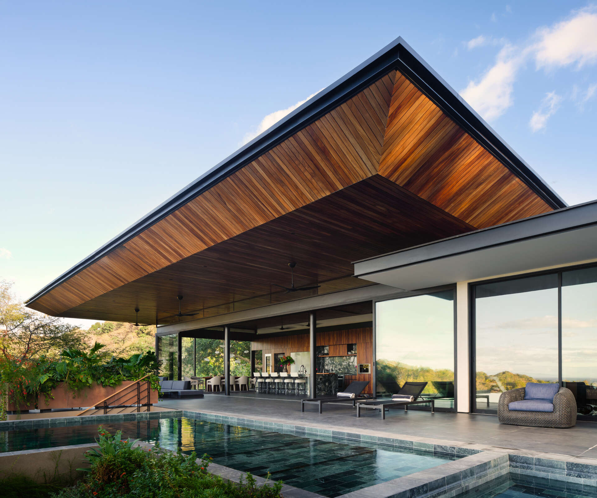 Discover Casa Akíga by Studio Saxe, a hidden tropical home in Costa Rica where every pathway reveals a new connection to the landscape.