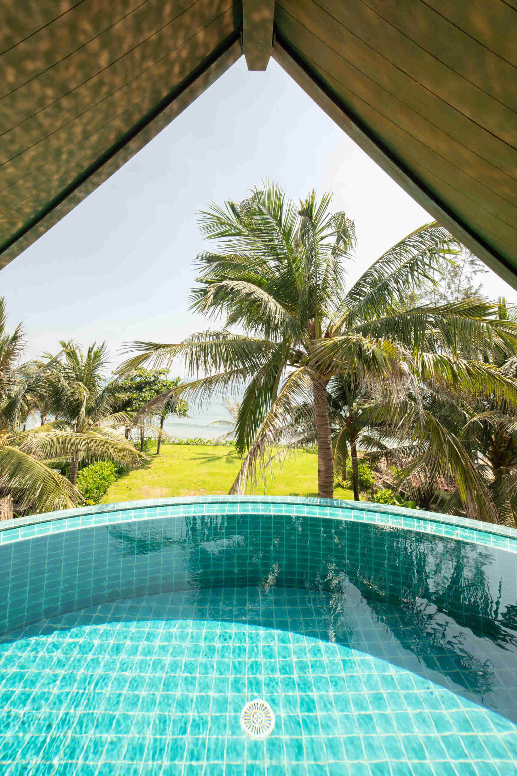 Perched beneath the soaring roof, the primary suite pairs panoramic sea views with its own infinity pool for an unforgettable coastal experience.