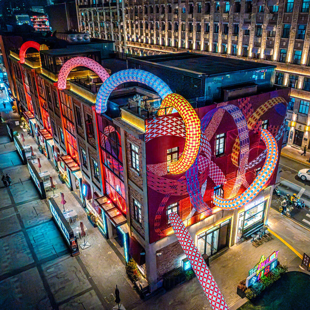 Mystical Serpent Light Art Installation by Phaidesign