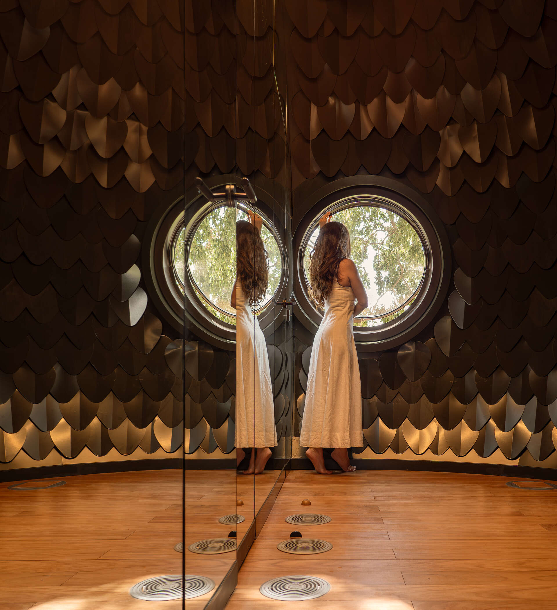 Step inside ÁTOMOS and discover how its three interconnected interiors create unique experiences shaped by light, space, and vineyard views.