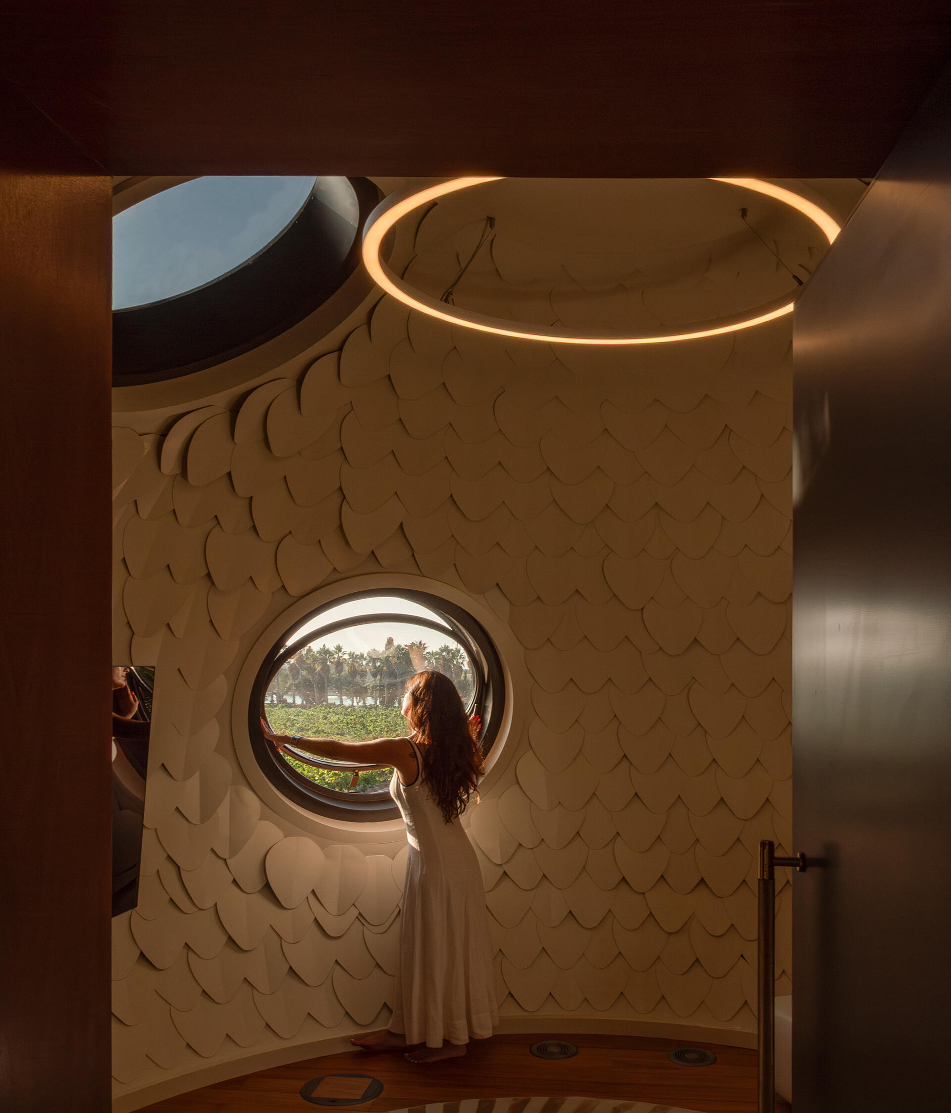 Step inside ÁTOMOS and discover how its three interconnected interiors create unique experiences shaped by light, space, and vineyard views.