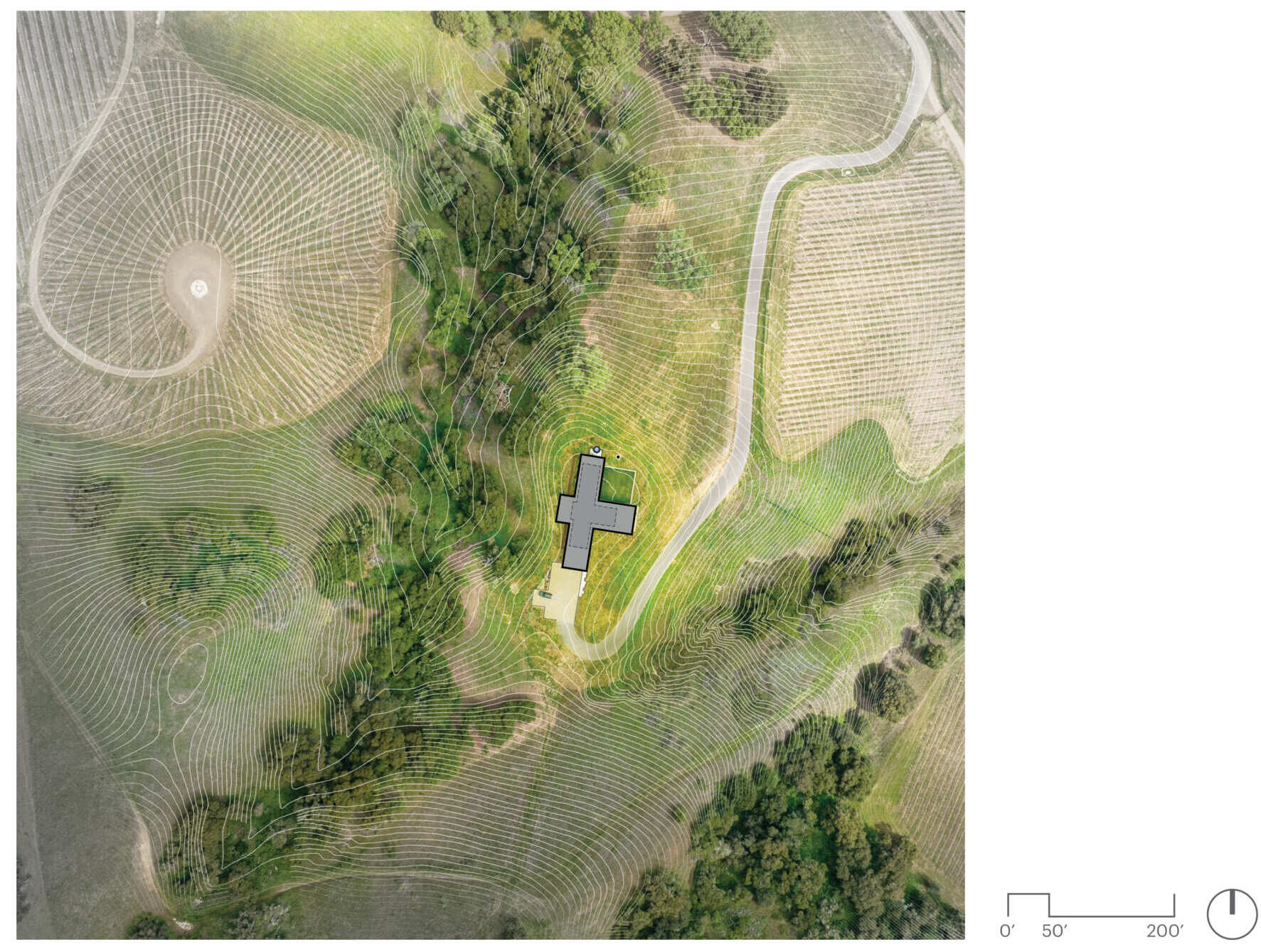 Explore the architectural drawings for Clayton Korte’s Vineyard Residence and see how the T-shaped plan organizes bedrooms, living spaces, outdoor areas and the west-sloping roof.