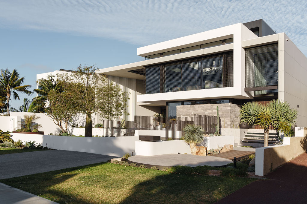 Inside Mezzanine House in Perth by Craig Steere Architects, a contemporary family home shaped by natural light, coastal inspiration, indoor-outdoor living and flexible spaces.